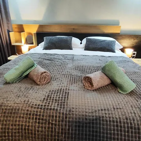 View #2 * בנסקו